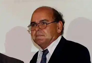 Carlos Lascano